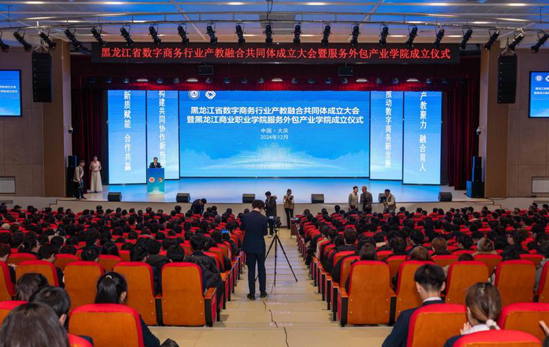 攀爬架选购攻略：让你的户外探险更加安全高效！
